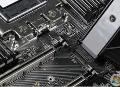 問答：SATA接口和M.2的固態硬盤能裝在同一臺電腦上嗎？